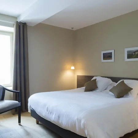 Hotel Auberge de Clochemerle - Spa&Restaurant gastronomique étoilé Vaux-en-Beaujolais