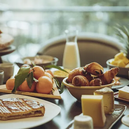 Hotel Auberge de Clochemerle - Spa&Restaurant gastronomique étoilé