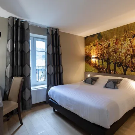 Auberge de Clochemerle - Spa&Restaurant gastronomique étoilé Hotel Vaux-en-Beaujolais