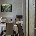 De Clochemerle - & Restaurant Gastronomique Etoile 3* Vaux-en-Beaujolais