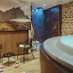 Hotel De Clochemerle - & Restaurant Gastronomique Etoile 3*