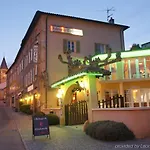 De Clochemerle - & Restaurant Gastronomique Etoile Hotel 3*