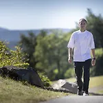 De Clochemerle - & Restaurant Gastronomique Etoile 3* Vaux-en-Beaujolais