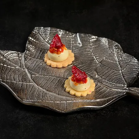 Hotel De Clochemerle, Privatif & Restaurant Gastronomique 3*