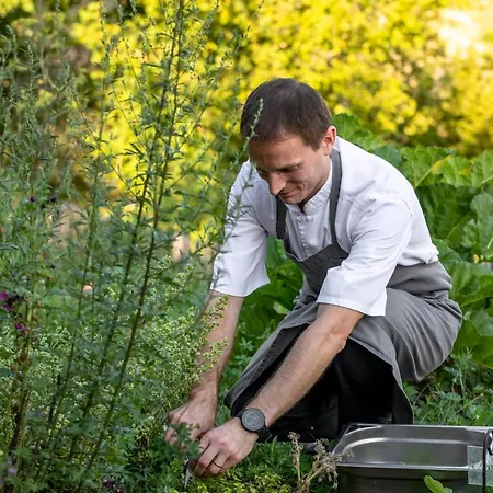 De Clochemerle, Privatif & Restaurant Gastronomique 3* Vaux-en-Beaujolais