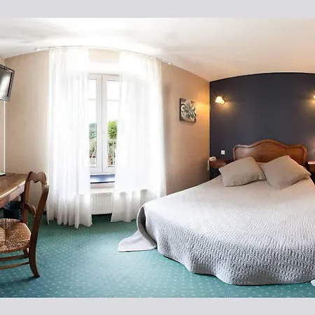 Hotel De Clochemerle, Privatif & Restaurant Gastronomique