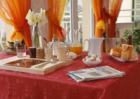 De Clochemerle, Privatif & Restaurant Gastronomique 3* Vaux-en-Beaujolais