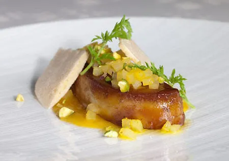 Hotel De Clochemerle, Privatif & Restaurant Gastronomique 3*